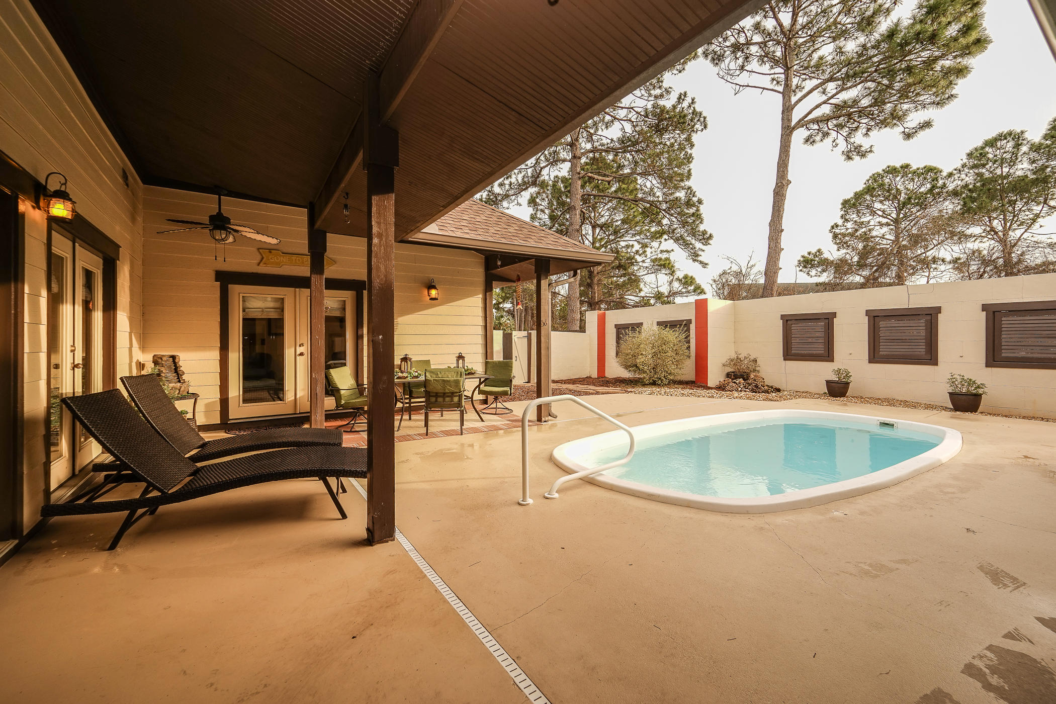 KELL-AIRE GARDENS - Residential