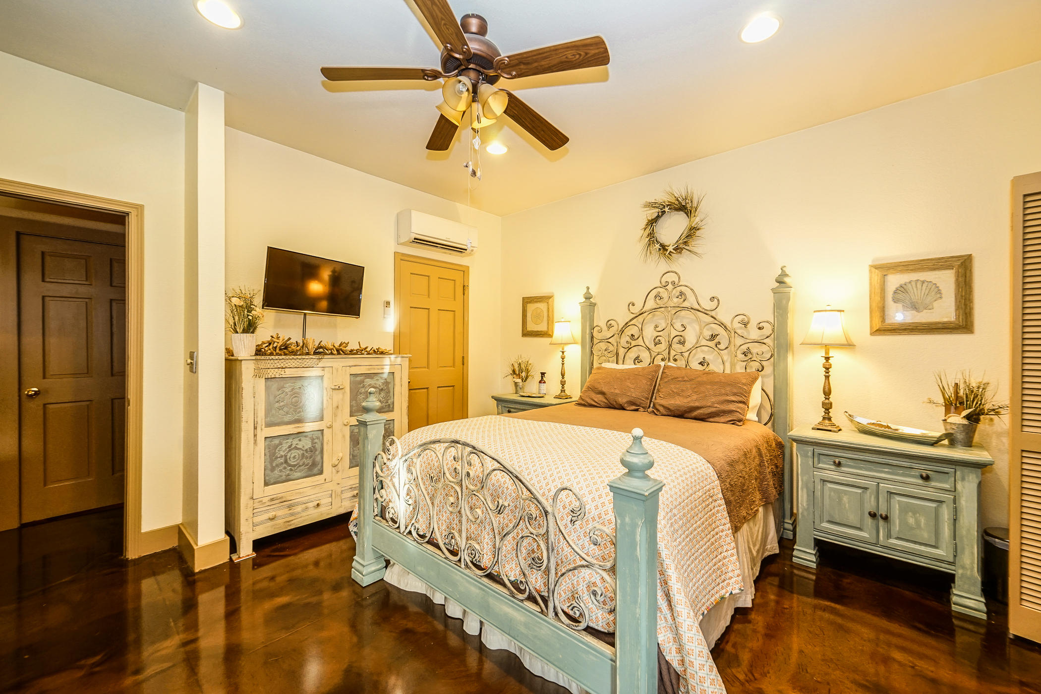 KELL-AIRE GARDENS - Residential