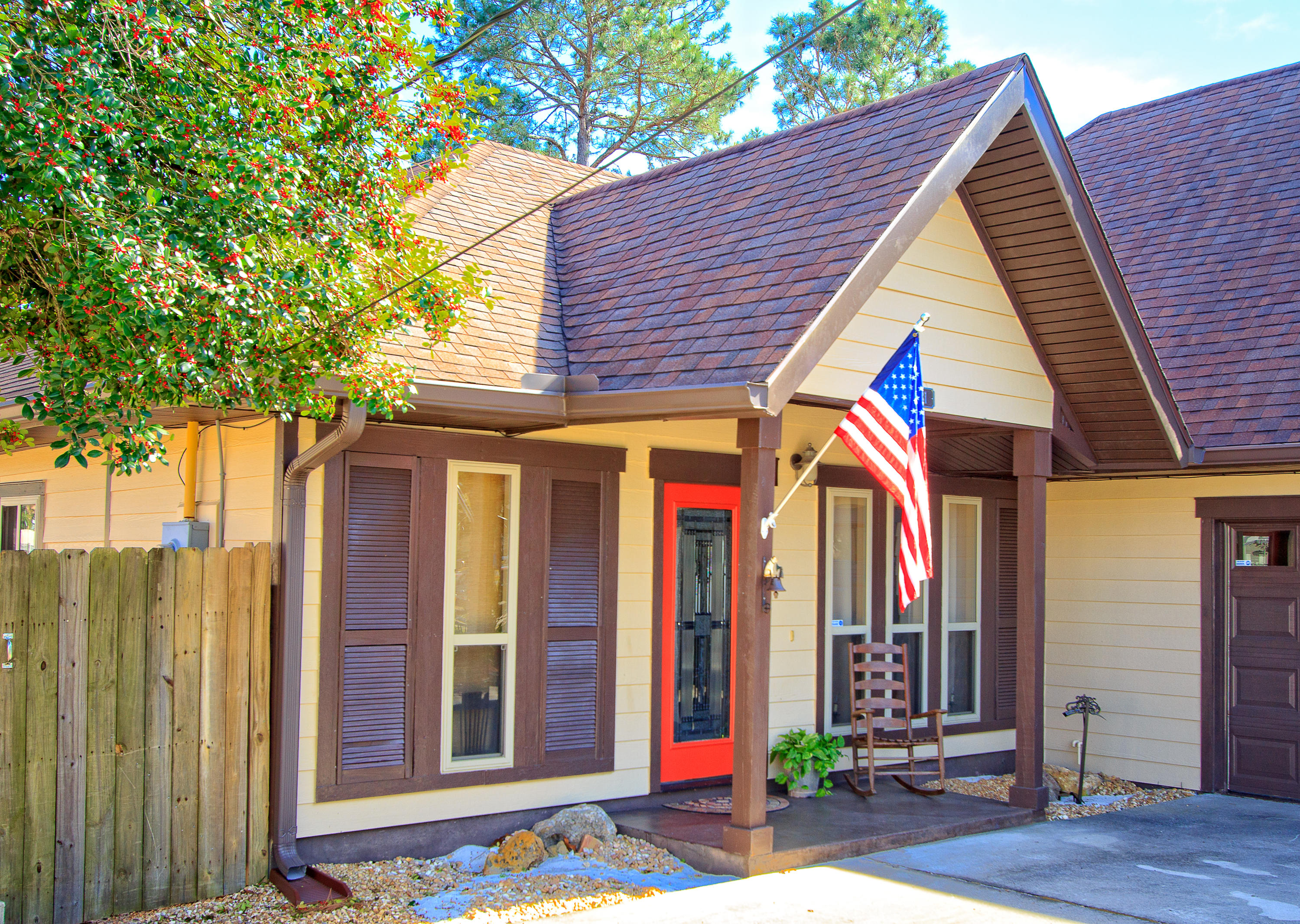 KELL-AIRE GARDENS - Residential