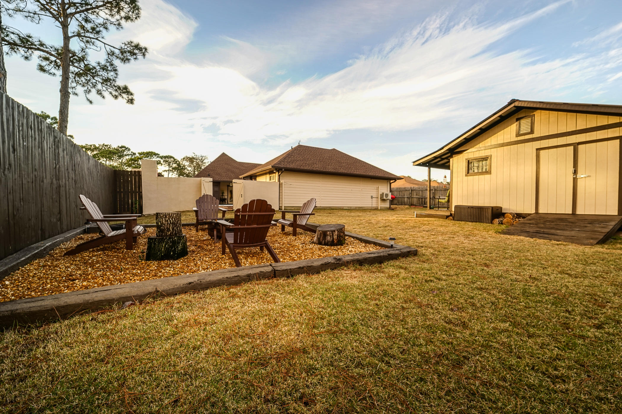 KELL-AIRE GARDENS - Residential