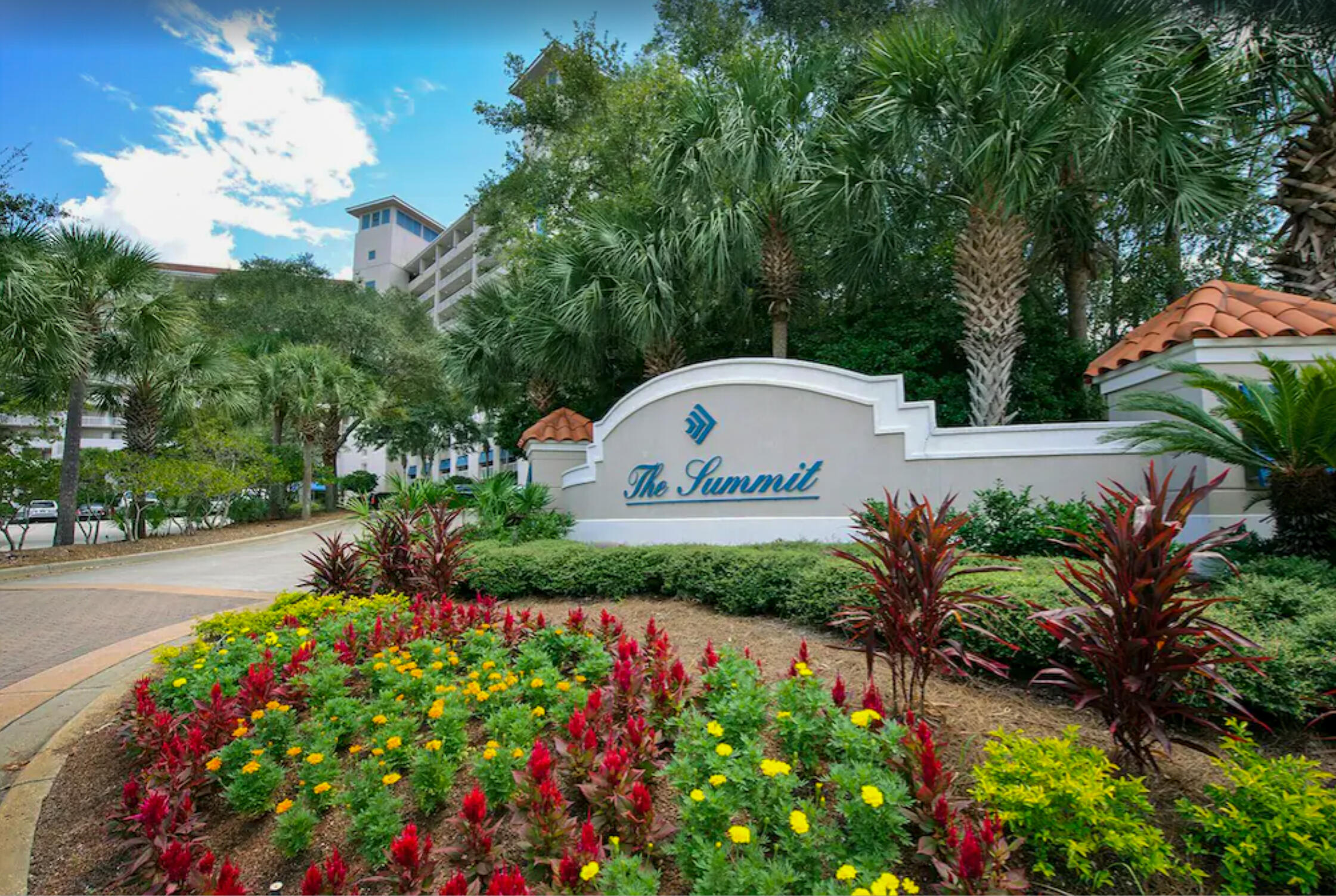 SUMMIT AT TOPS'L (THE) - Residential