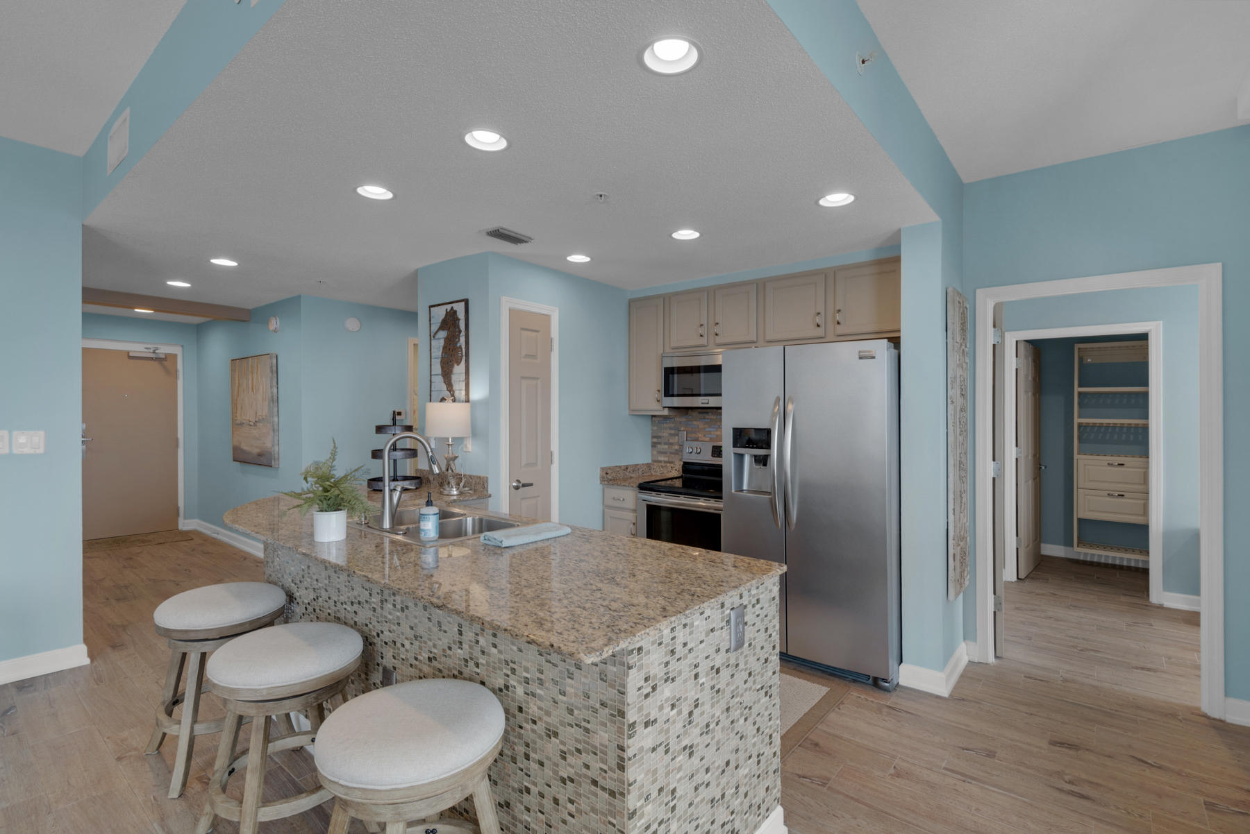 STERLING REEF - Residential