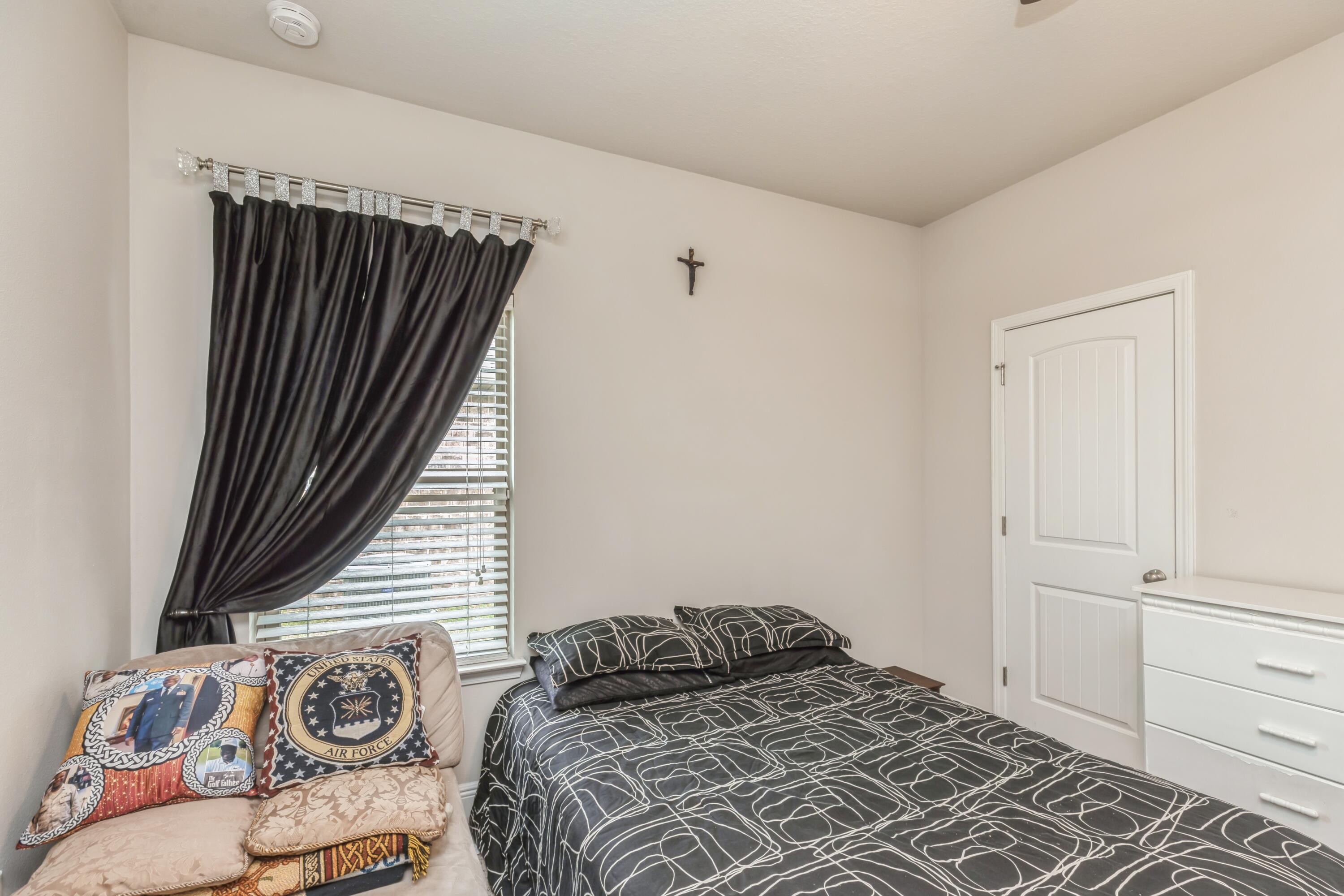 Redstone Commons - Residential