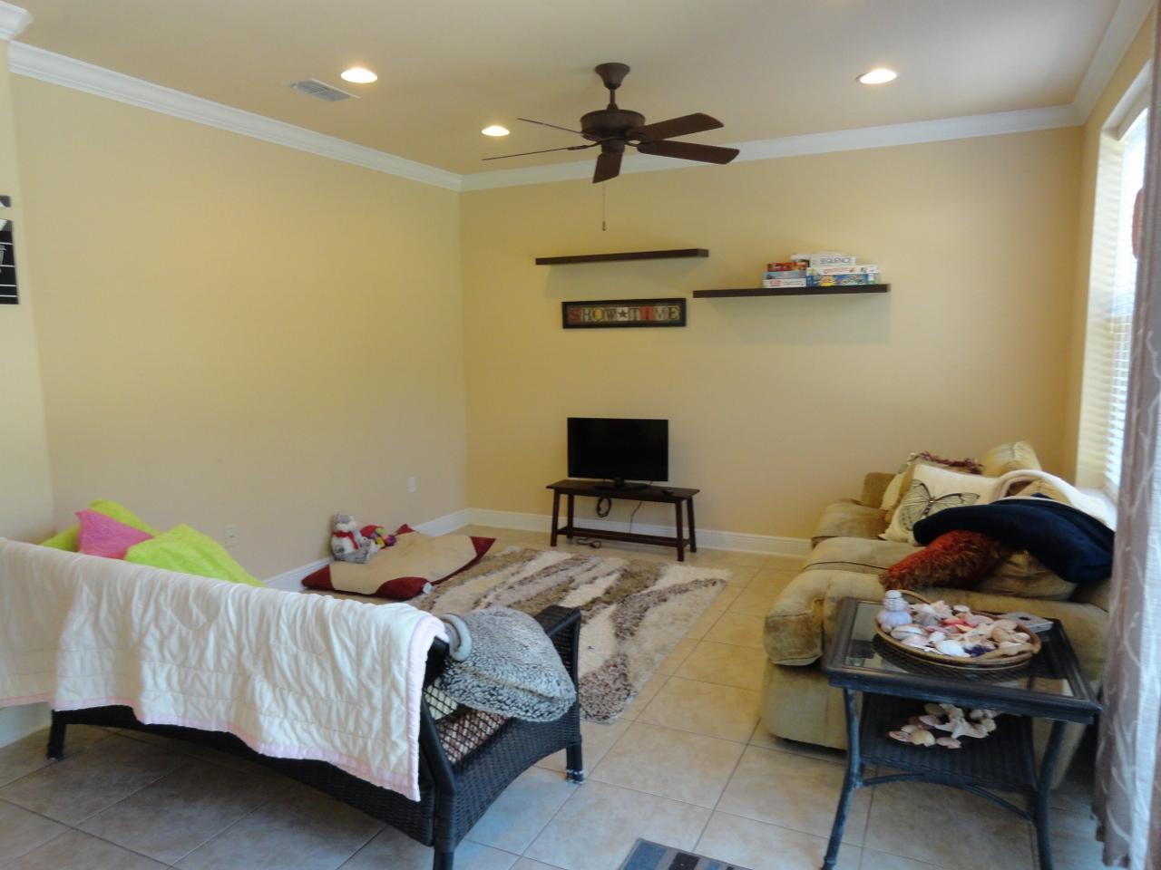 BAYWALK LANDING - Residential