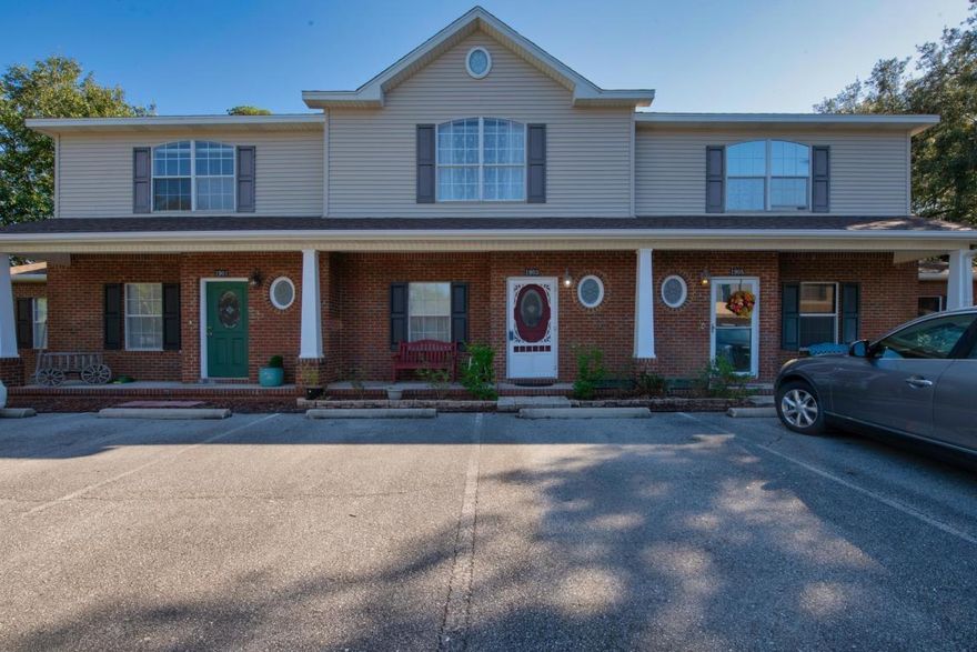 *Move-in Ready!* 
Beautiful brick townhome located in the heart of Niceville! 
You'll love the open and inviting living space, with plenty of additional storage under the staircase.
Adjacent to the living room is the kitchen which has stainless steel appliances, pantry, and a small breakfast bar. Additional half bath located downstairs for convenience and entertaining.
Large laundry room includes washer and dryer (AS-IS), and plenty of space to set up an office or to have as additional storage.
Upstairs you'll find 2 bedrooms and 1 bath. Double vanity sink and tub shower combo.
Out back there is a small patio and open yard.
Pets may be considered with owner approval- restrictions apply.
Tenant to verify all data.
To schedule a showing, please call Sound Choice Real Estate- 850.389.8533