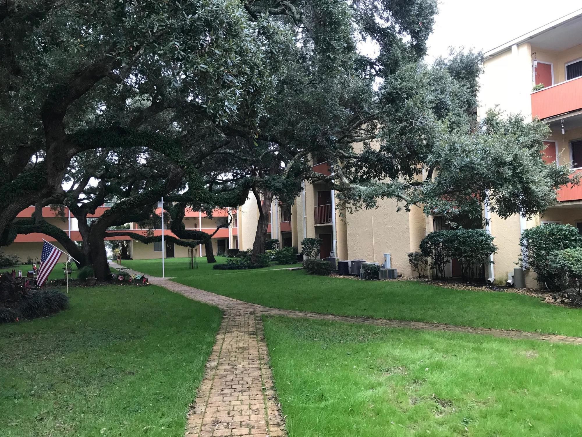 Cedars condominium - Residential Lease