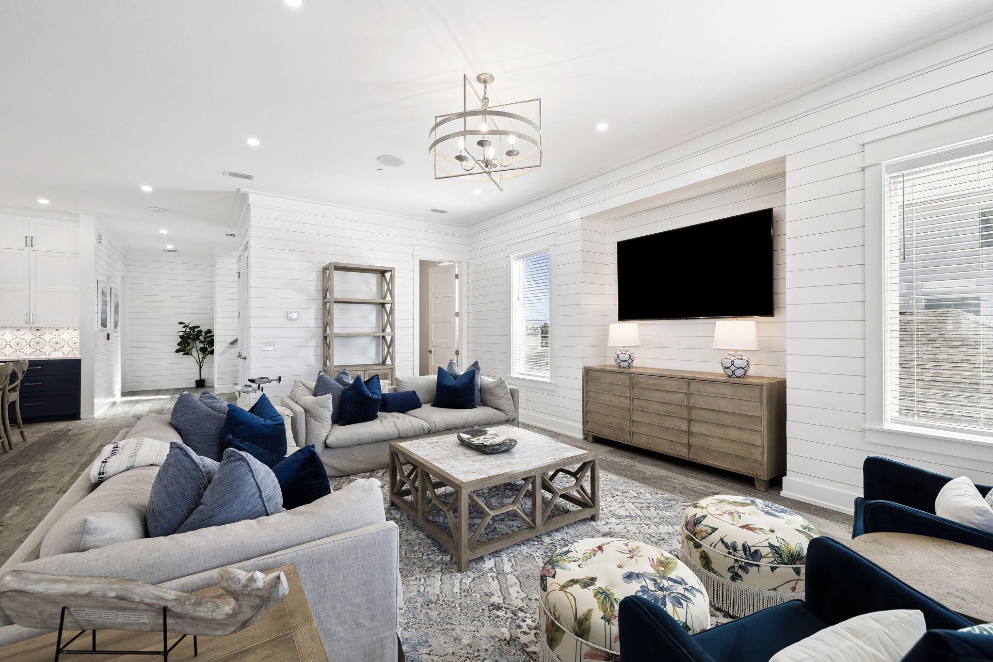 LULLWATER BEACH - Residential