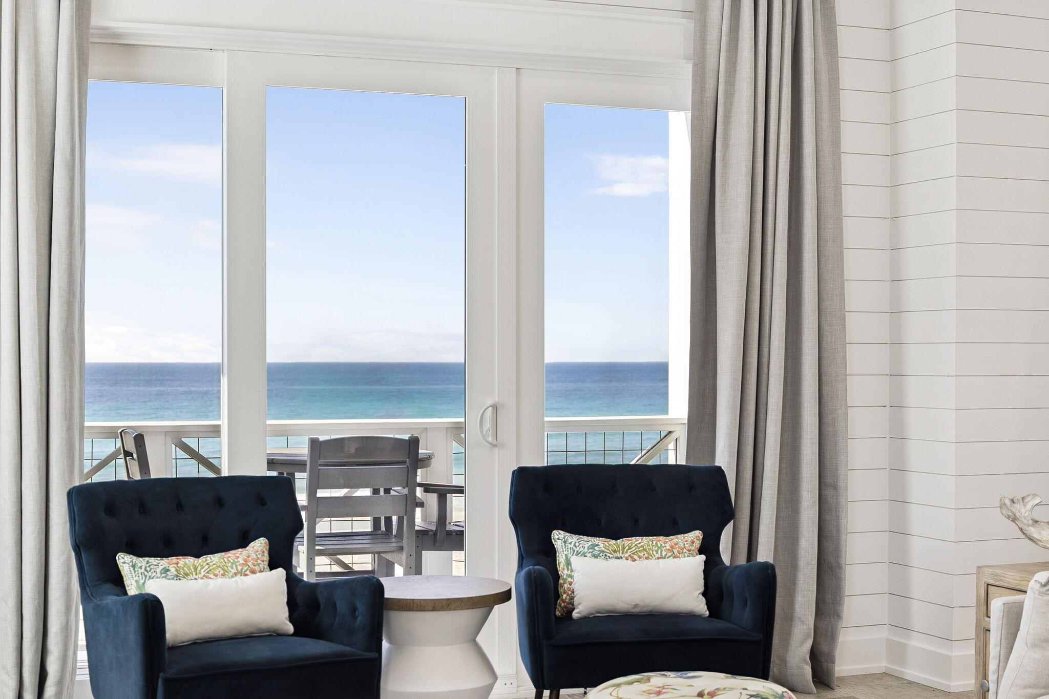 LULLWATER BEACH - Residential