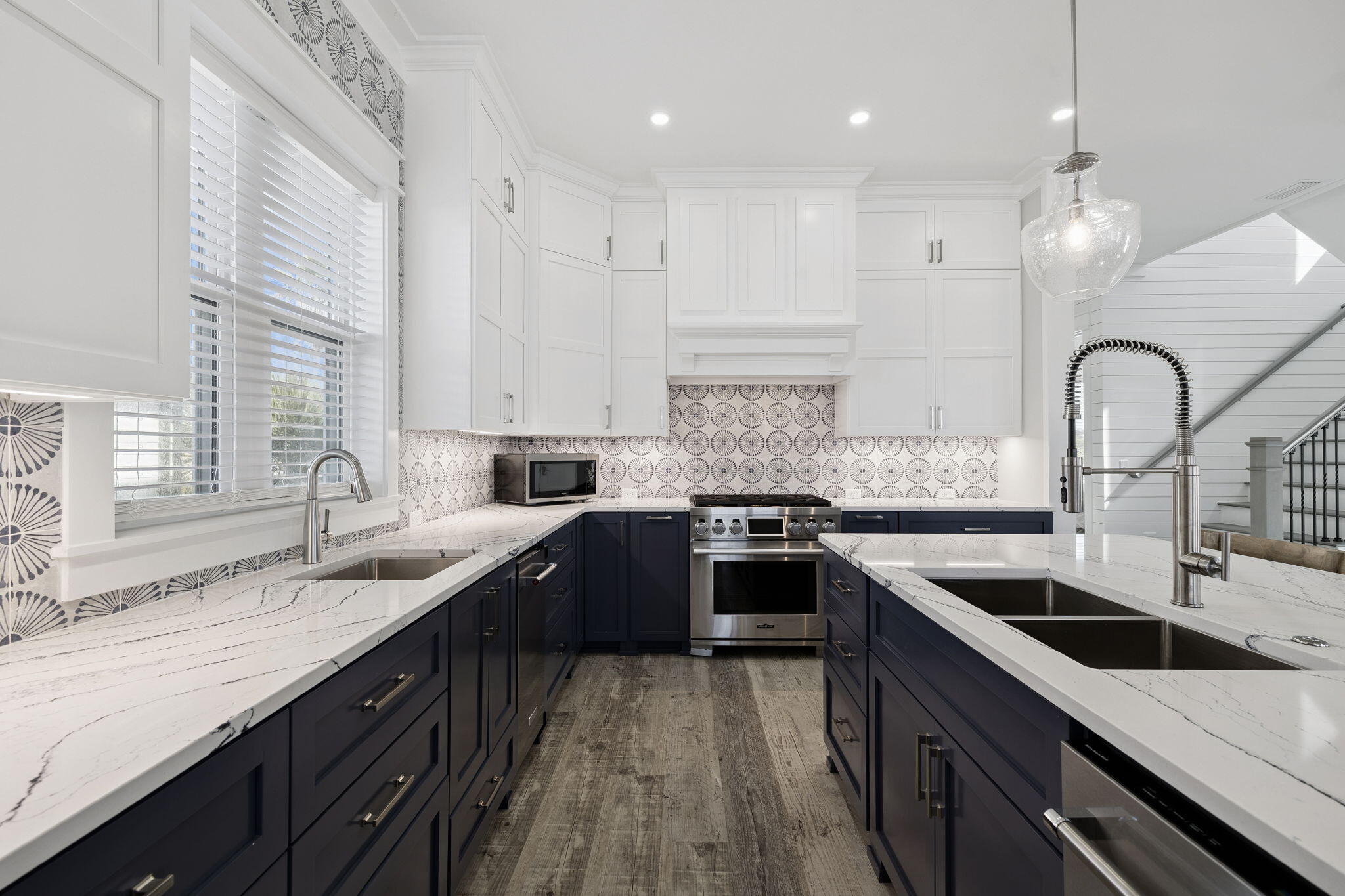 LULLWATER BEACH - Residential