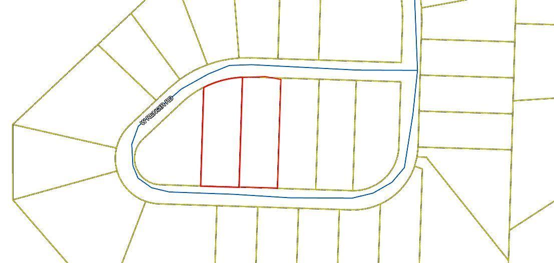 5 lots in Oakwood Lakes Estates.
