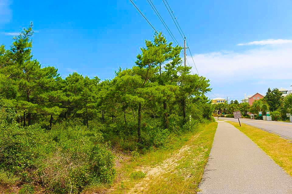 SPIRES FAIRWAY UNREC - Land