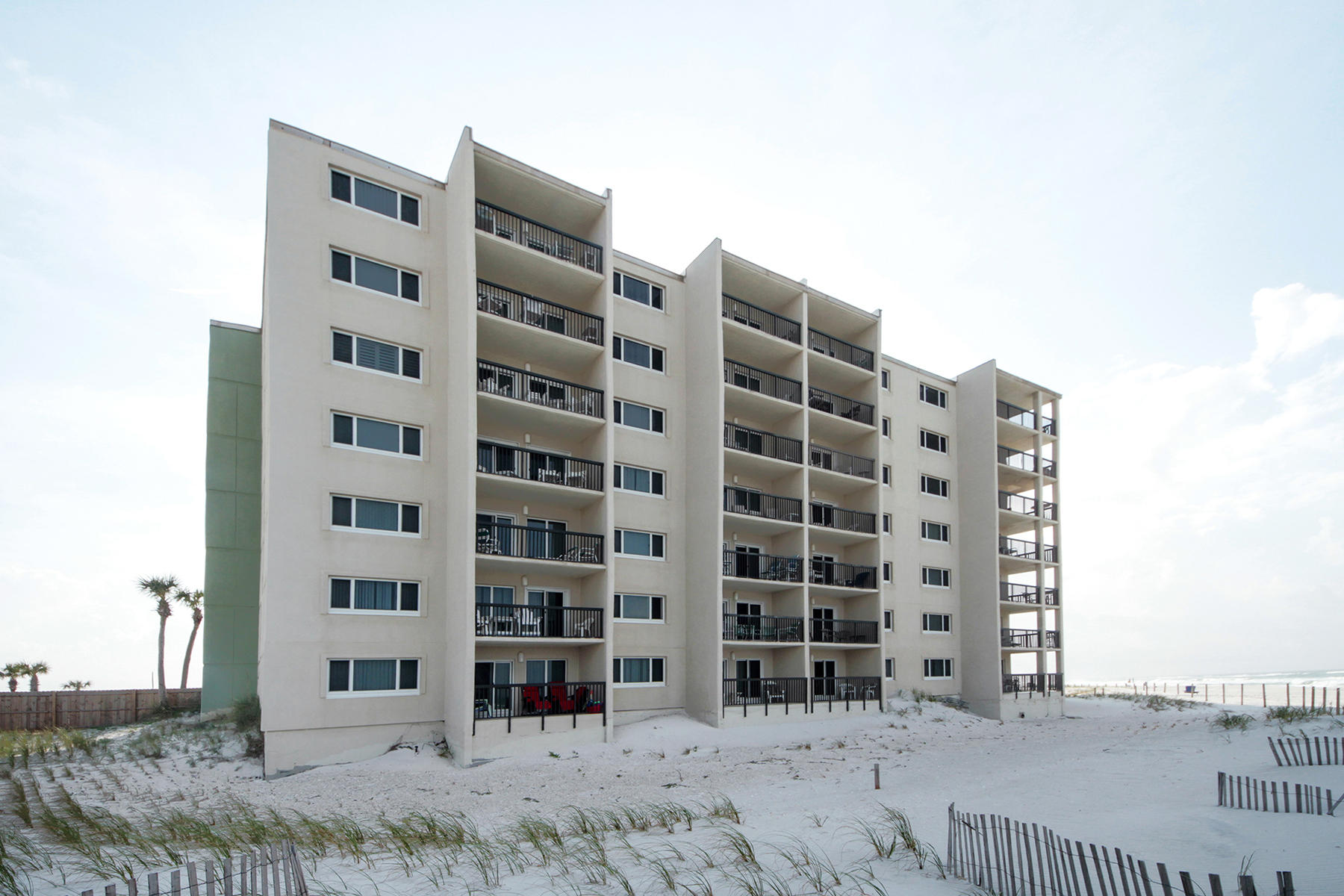 PINNACLE PORT - Residential