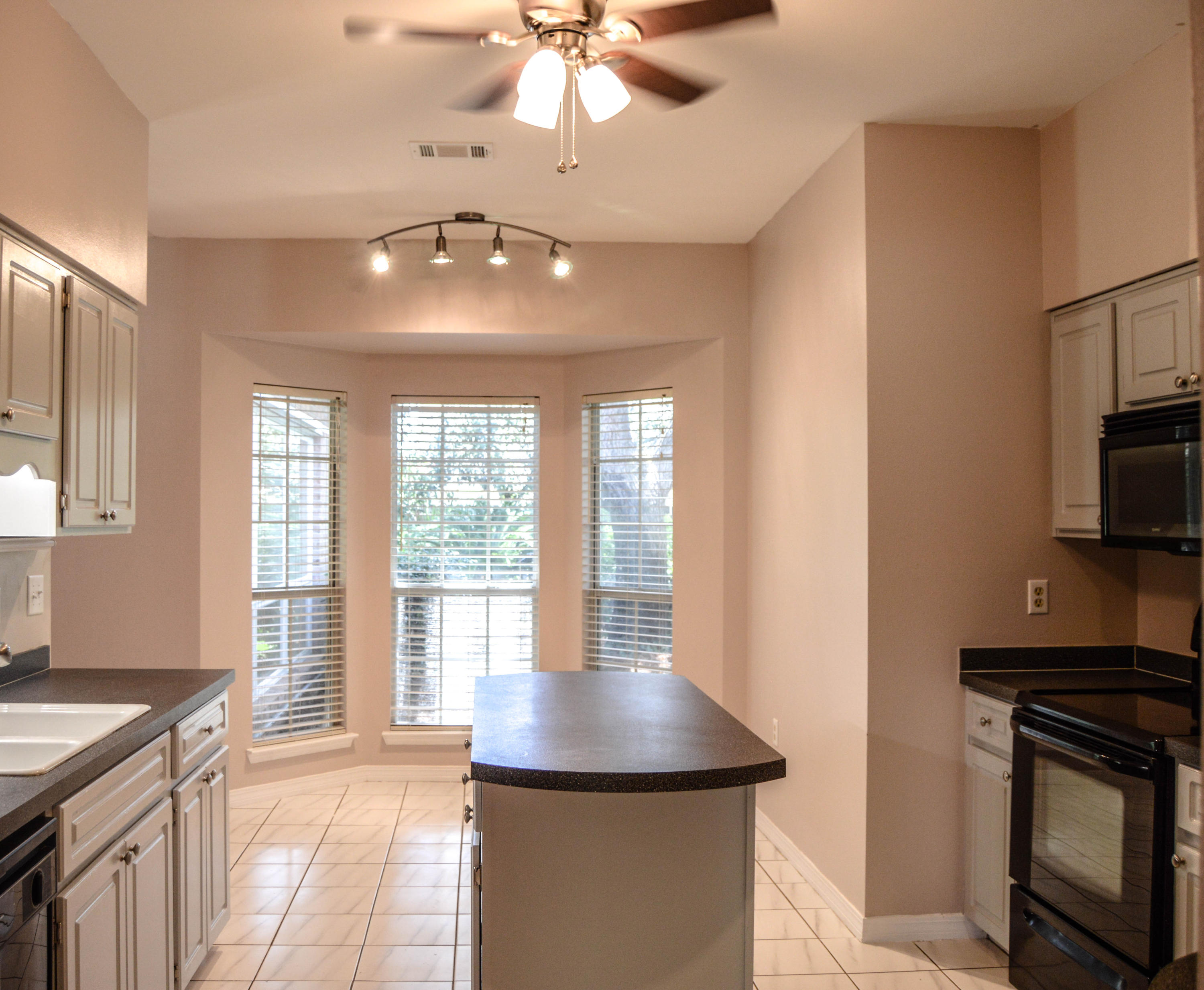 PARKWOOD PLACE AT BLUEWATER BAY - Residential