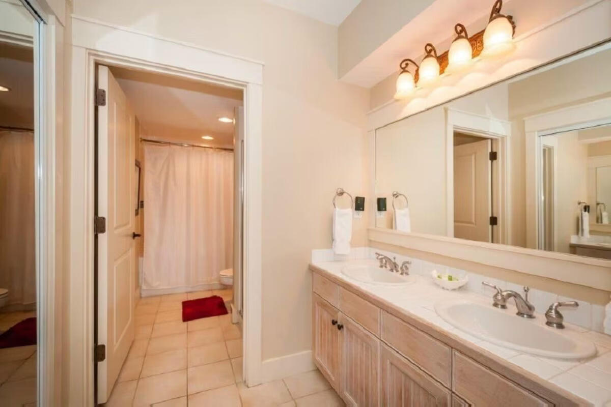 Observation Point North - Residential