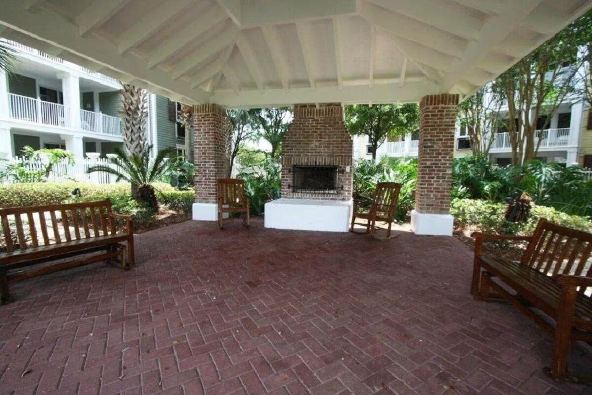 Observation Point North - Residential