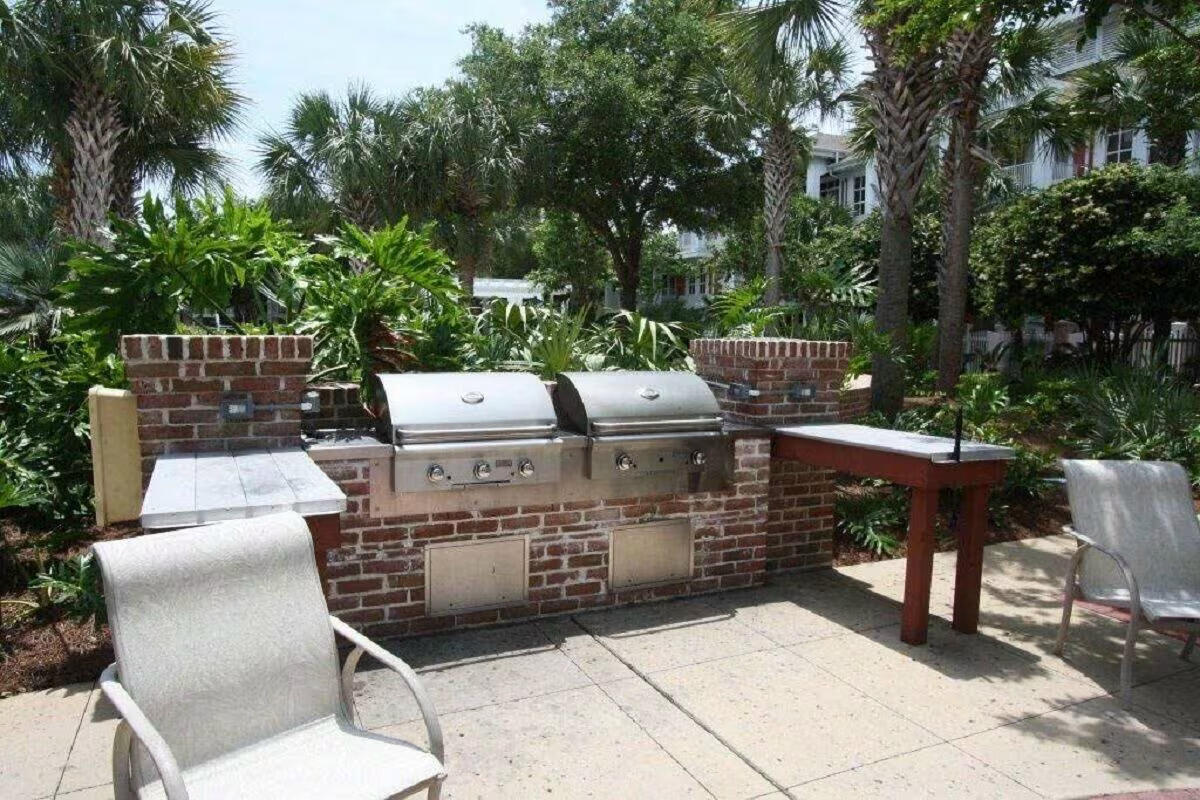 Observation Point North - Residential