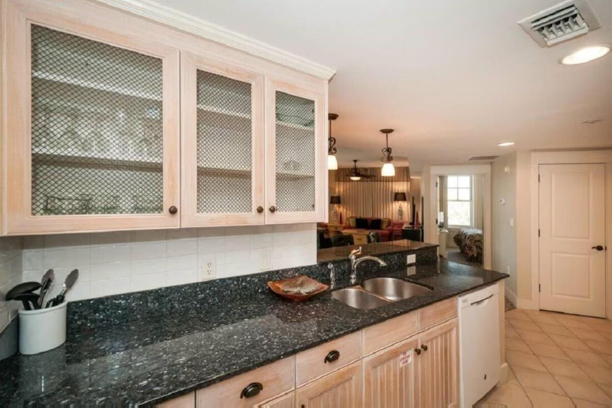 Observation Point North - Residential