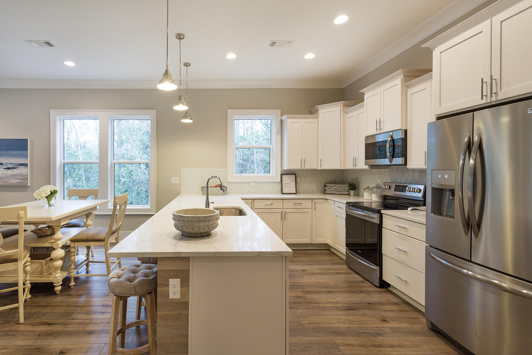 GRAYTON BAYOU - Residential