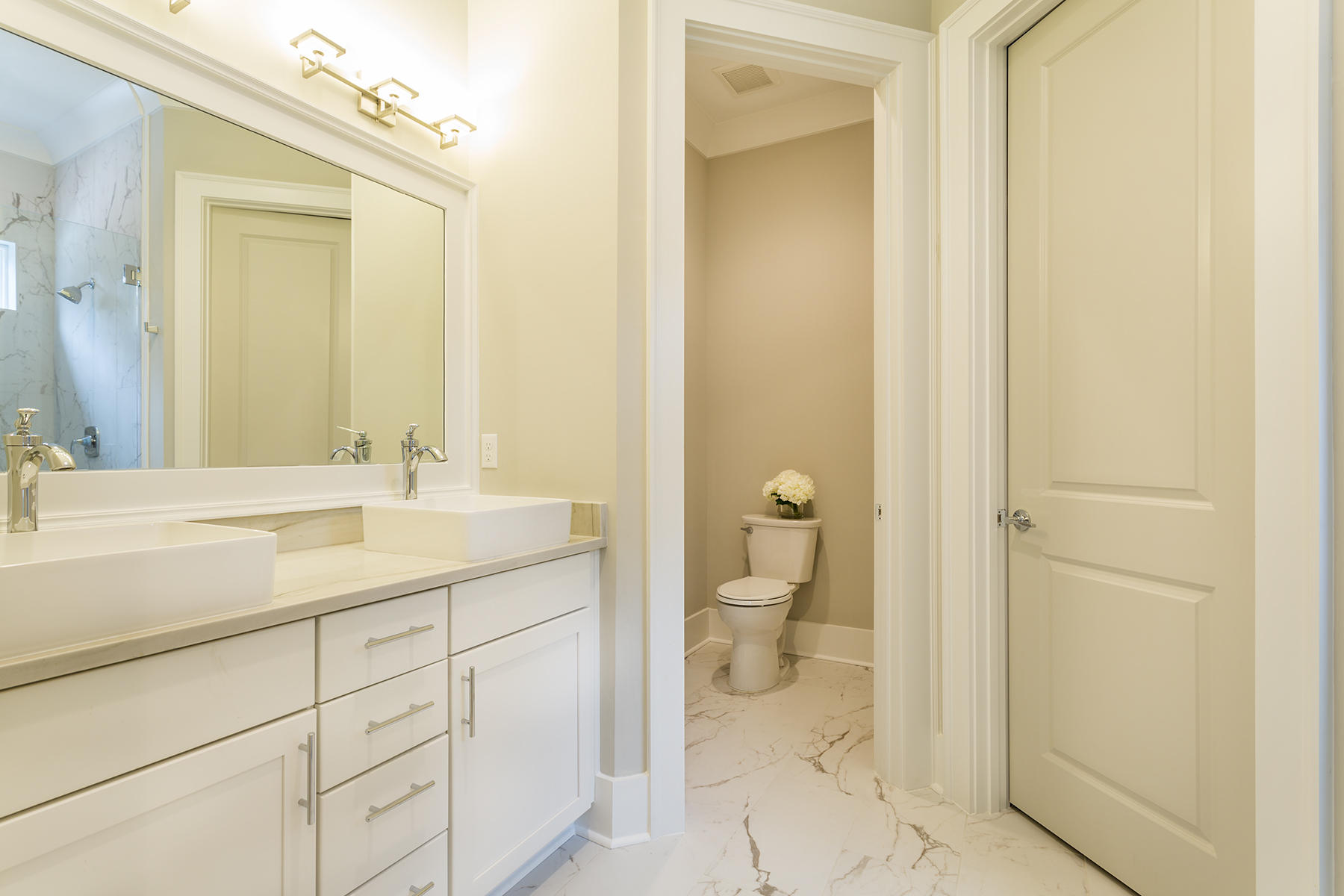 GRAYTON BAYOU - Residential