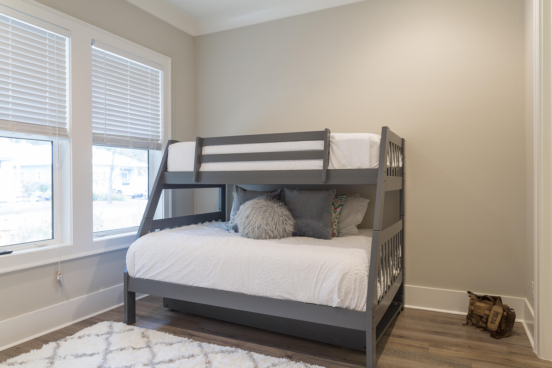 GRAYTON BAYOU - Residential