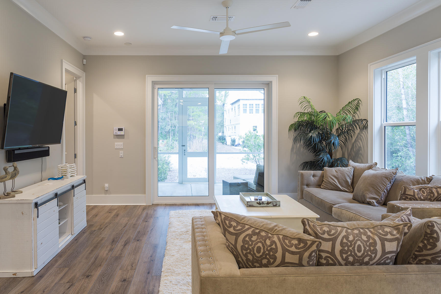 GRAYTON BAYOU - Residential