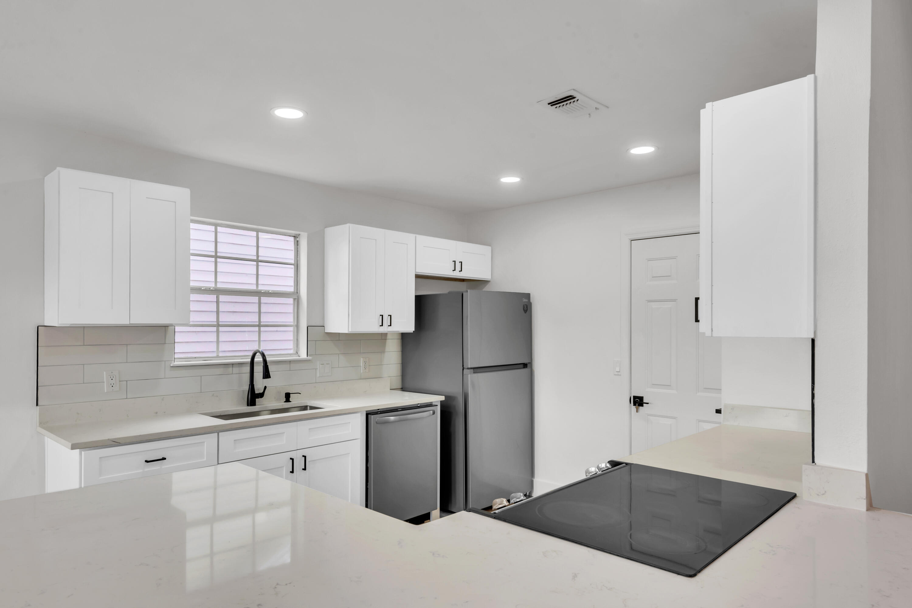 HERITAGE VILLAGE - Residential
