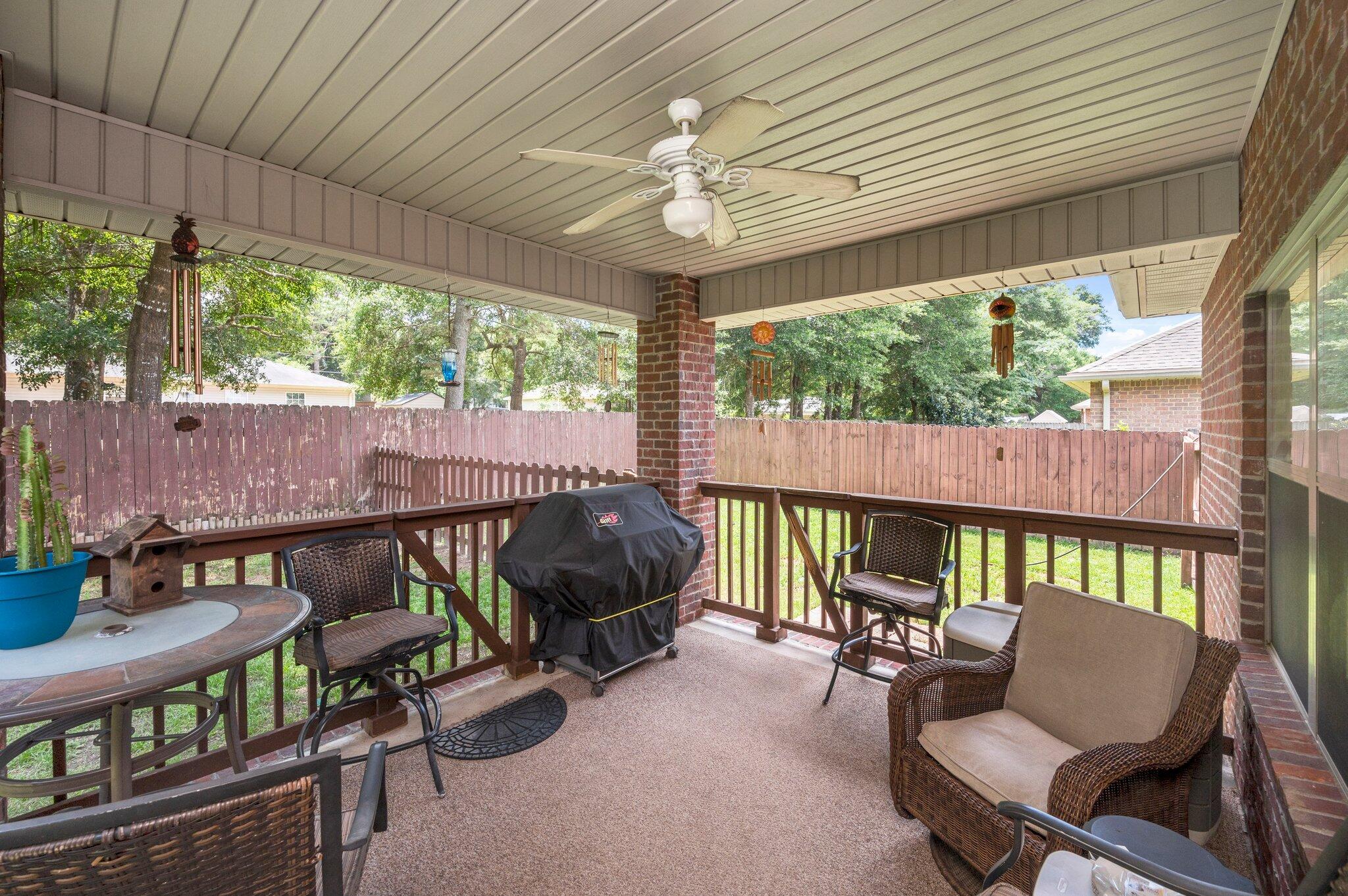 LIBERTY OAKS - Residential