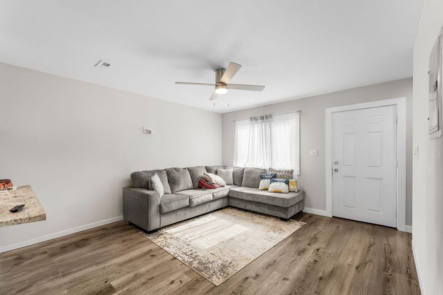 This beautifully renovated two bedroom townhome with private fenced in backyard makes for the perfect Destin residence or investment property! This unit has so many updates: ALL NEW DUCT WORK, BRAND NEW A/C, NEW LAUNDRY ROOM, 2022 50gal water heater, new appliances, vinyl floors throughout, new windows, sliding glass door, new electrical panel, pantry, totally renovated bathroom with tiled shower/deep tub combo, new custom closets with built in shelving, newly painted, stackable waster and dryer, plus much more!