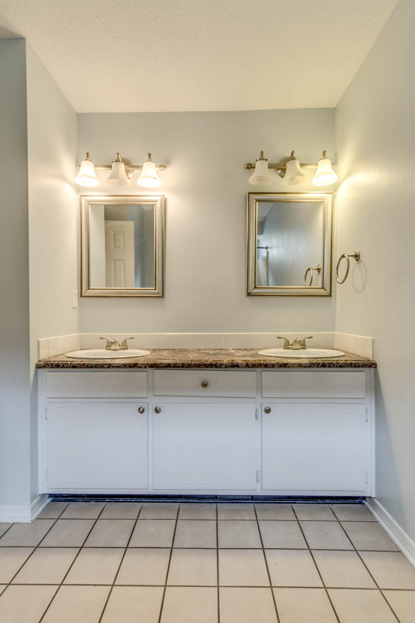 BROOKWOOD - Residential