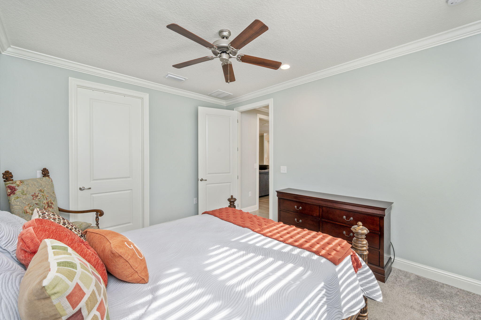 MILL CREEK FARMS - Residential