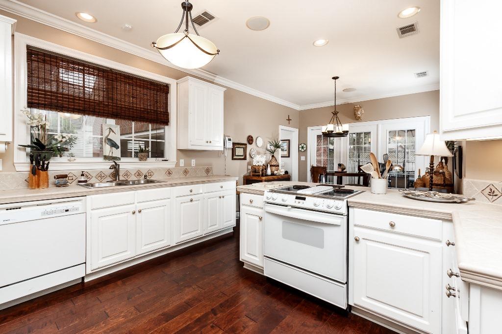 GRAND OAKS/ PL BK 16 PG 36 - Residential