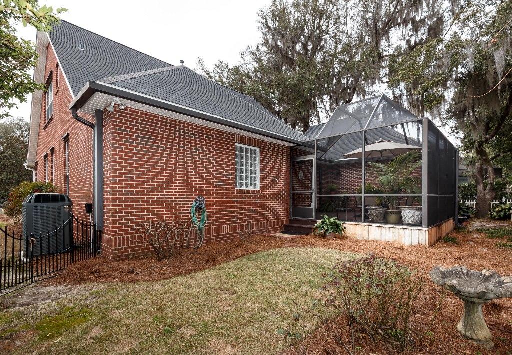 GRAND OAKS/ PL BK 16 PG 36 - Residential