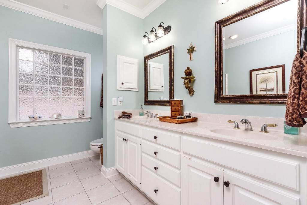 GRAND OAKS/ PL BK 16 PG 36 - Residential