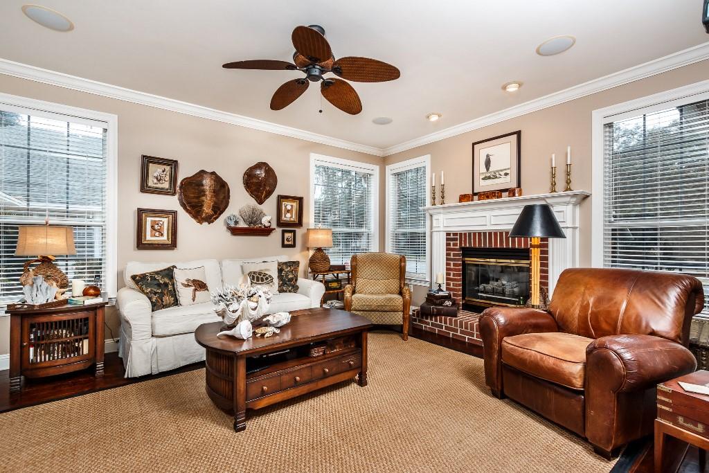 GRAND OAKS/ PL BK 16 PG 36 - Residential