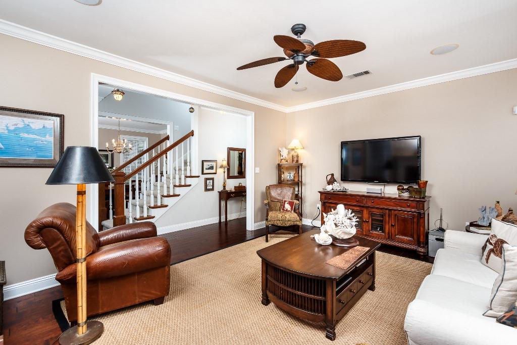 GRAND OAKS/ PL BK 16 PG 36 - Residential