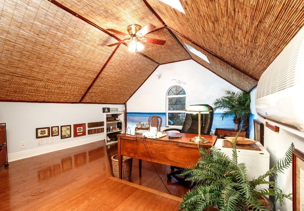 GRAND OAKS/ PL BK 16 PG 36 - Residential