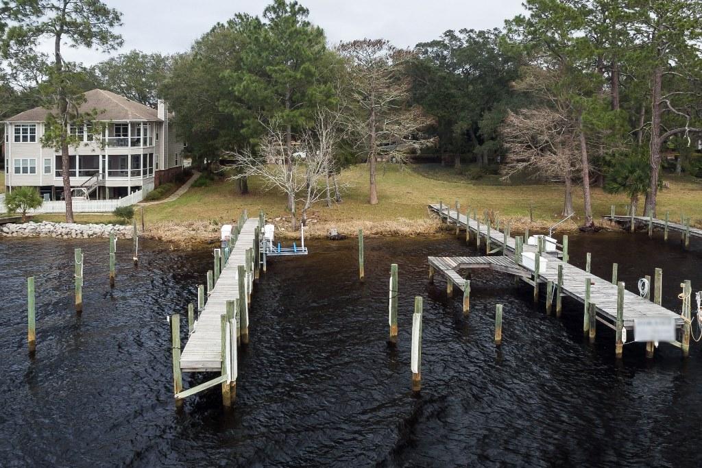 GRAND OAKS/ PL BK 16 PG 36 - Residential