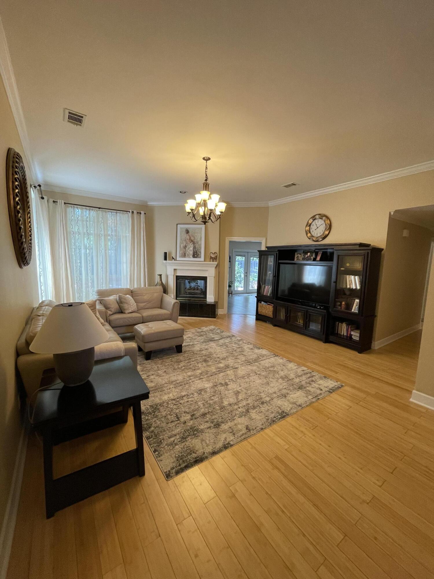 BAYSIDE PH 1 - Residential