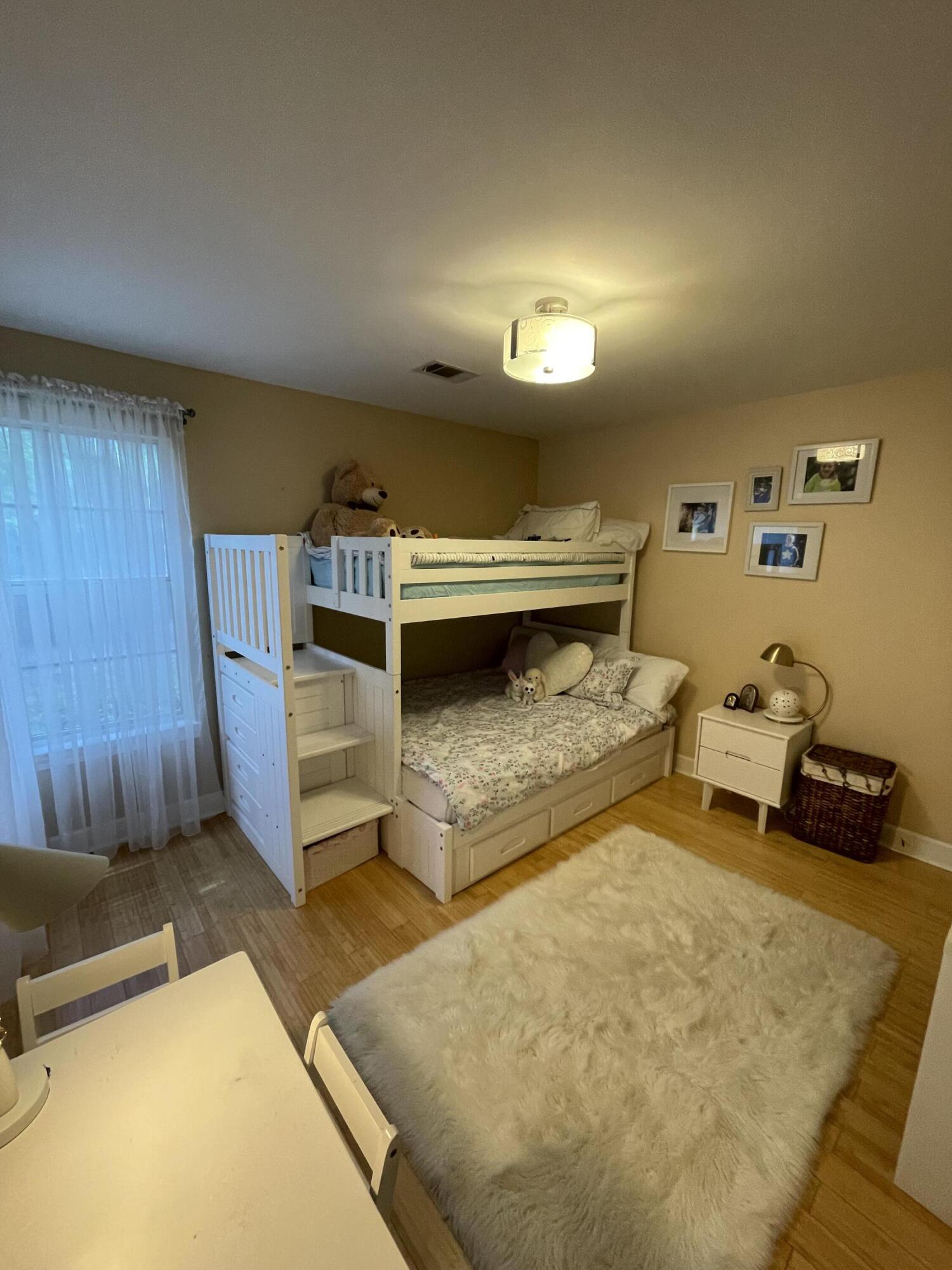 BAYSIDE PH 1 - Residential