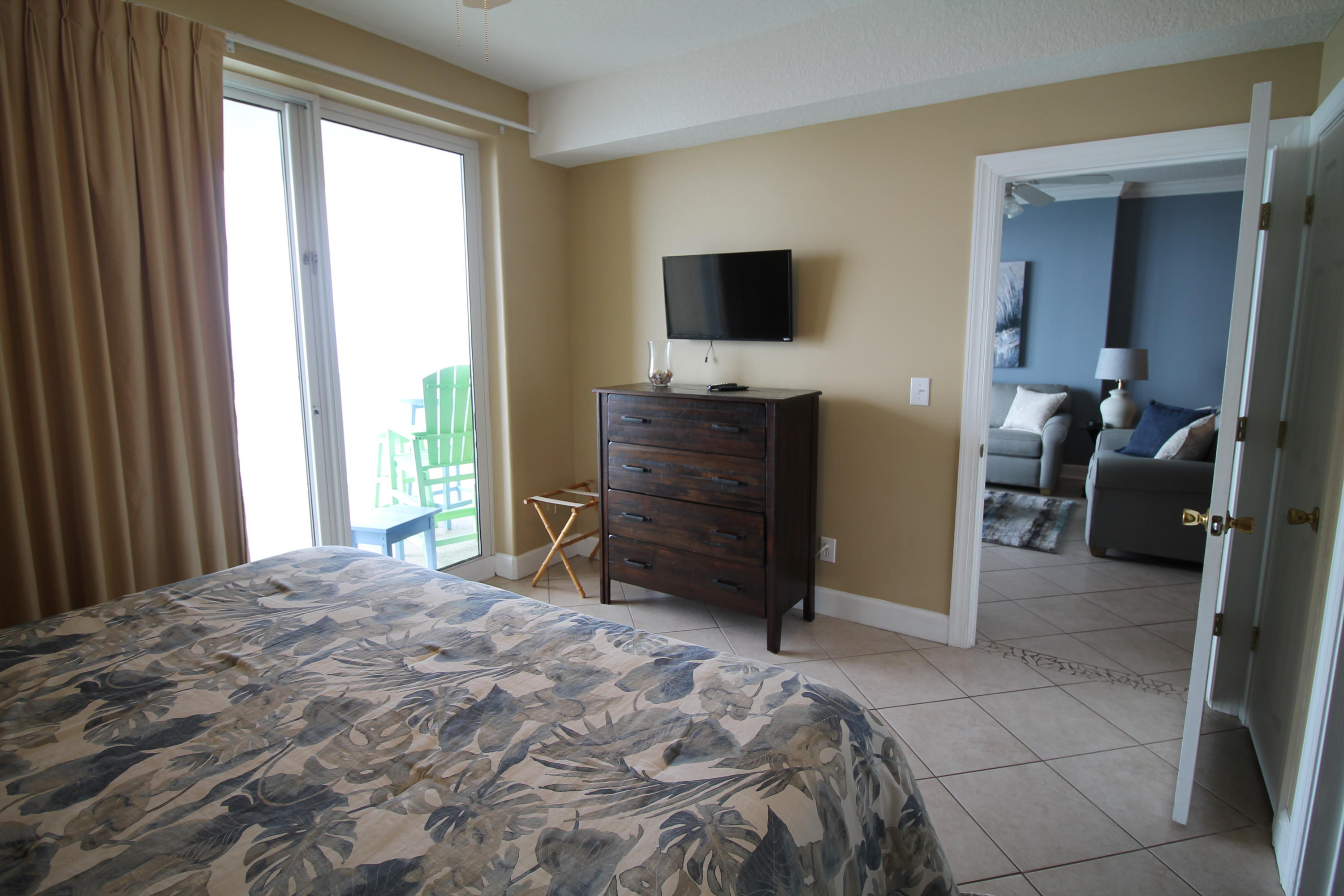 EMERALD ISLE - Residential