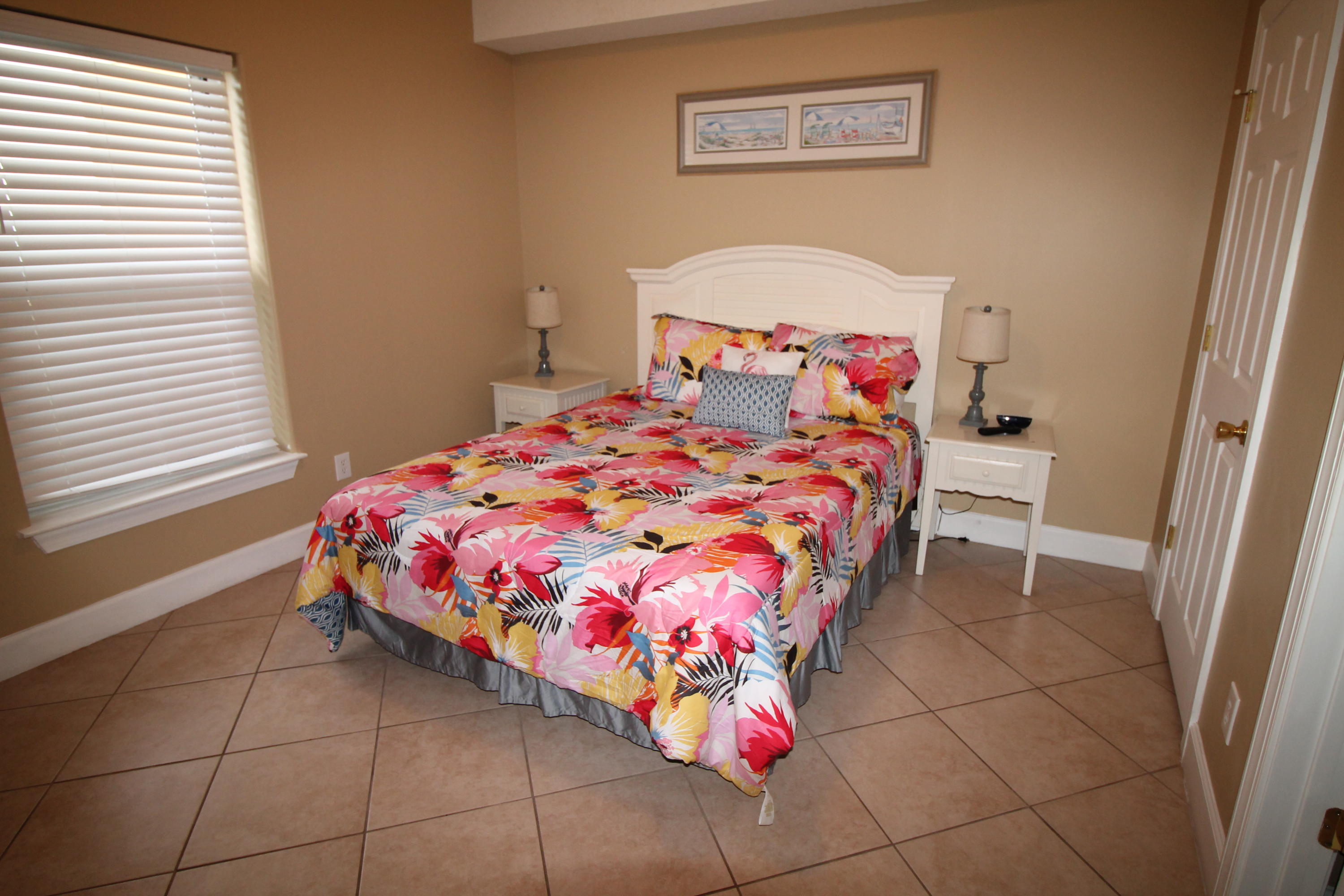 EMERALD ISLE - Residential