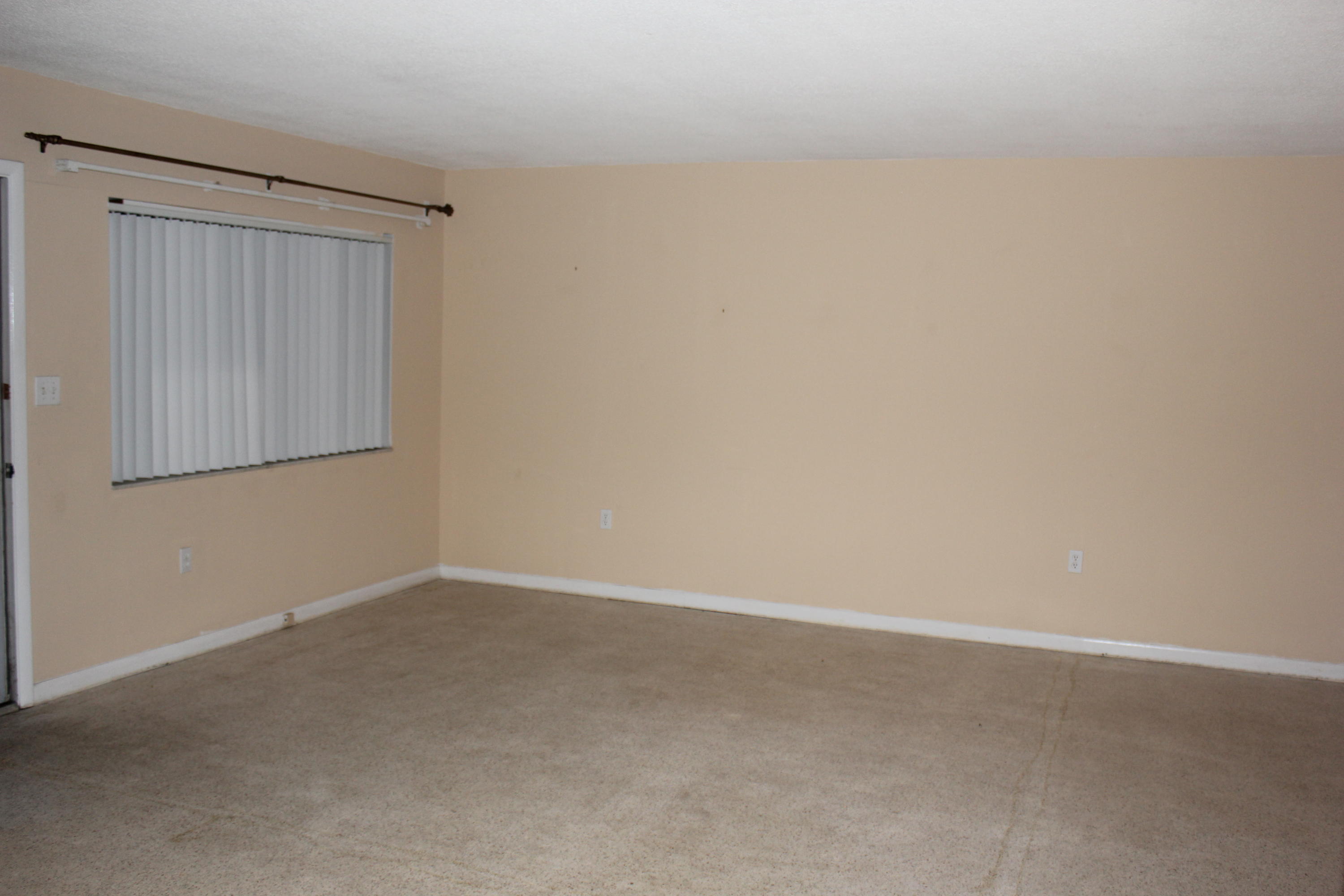 Shelley Gardens Unit 3 Condo Unit 3 - Residential