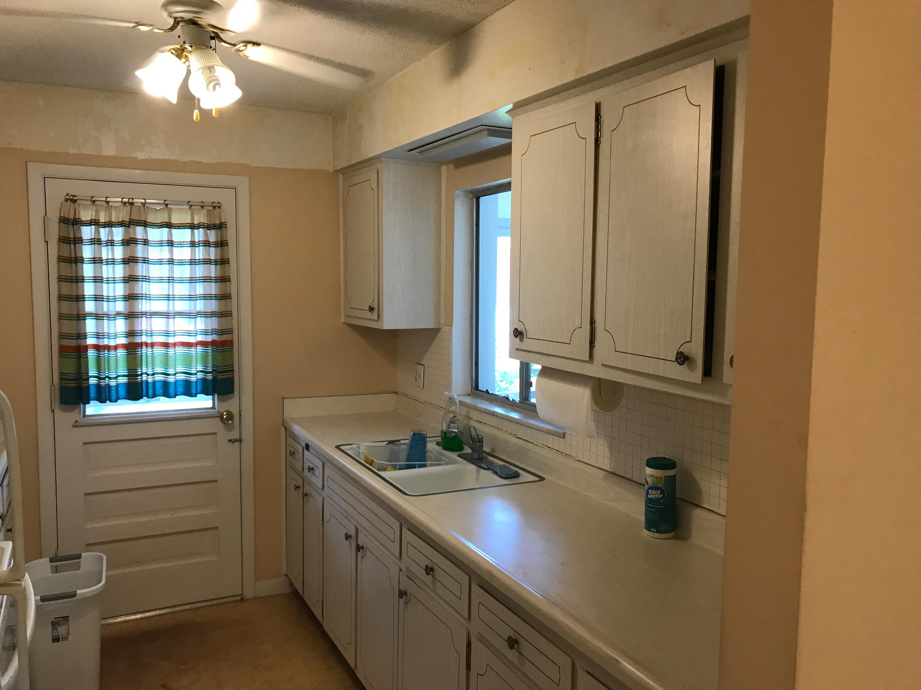 Shelley Gardens Unit 3 Condo Unit 3 - Residential