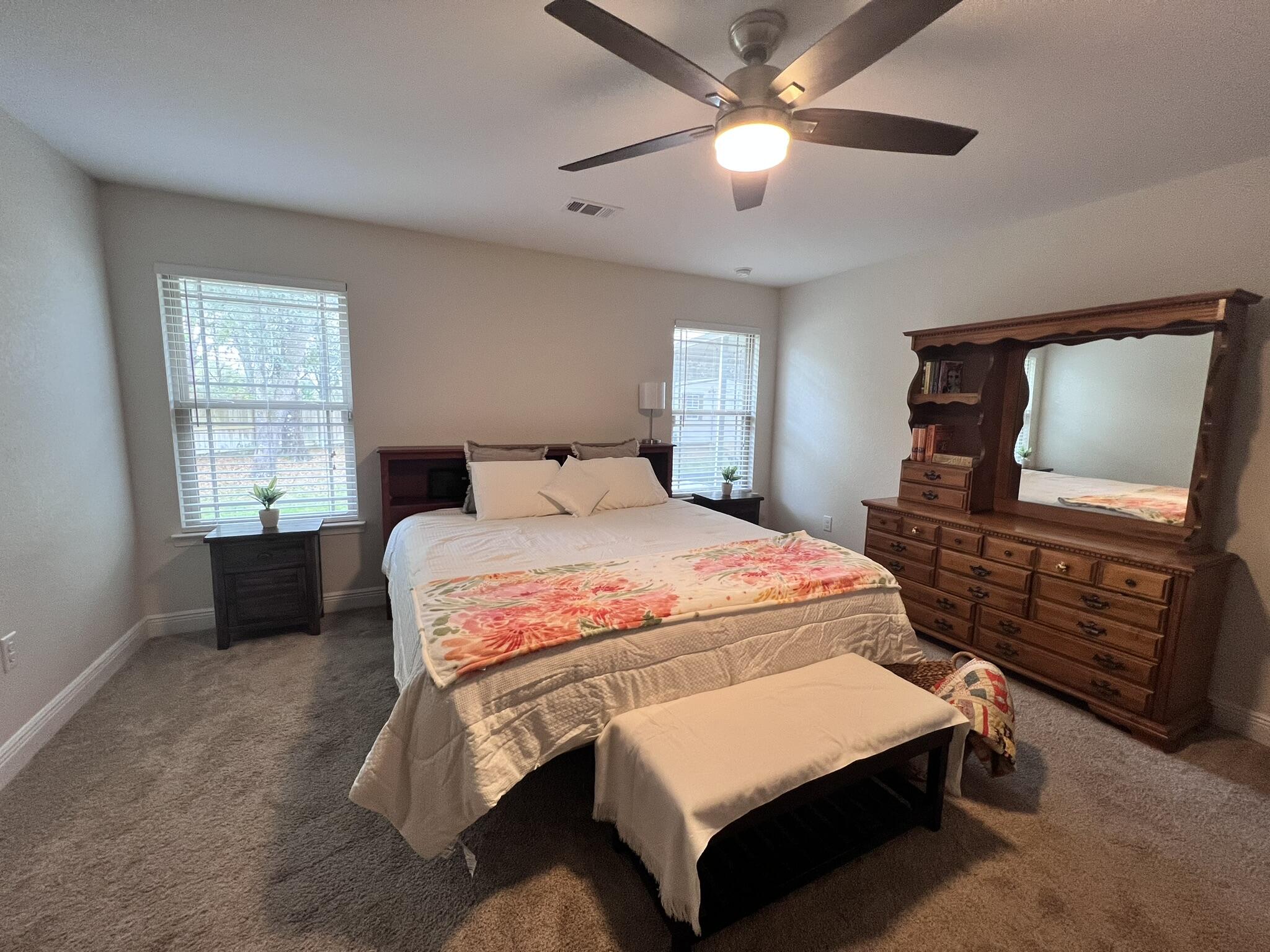 CRESTVIEW MANOR - Residential