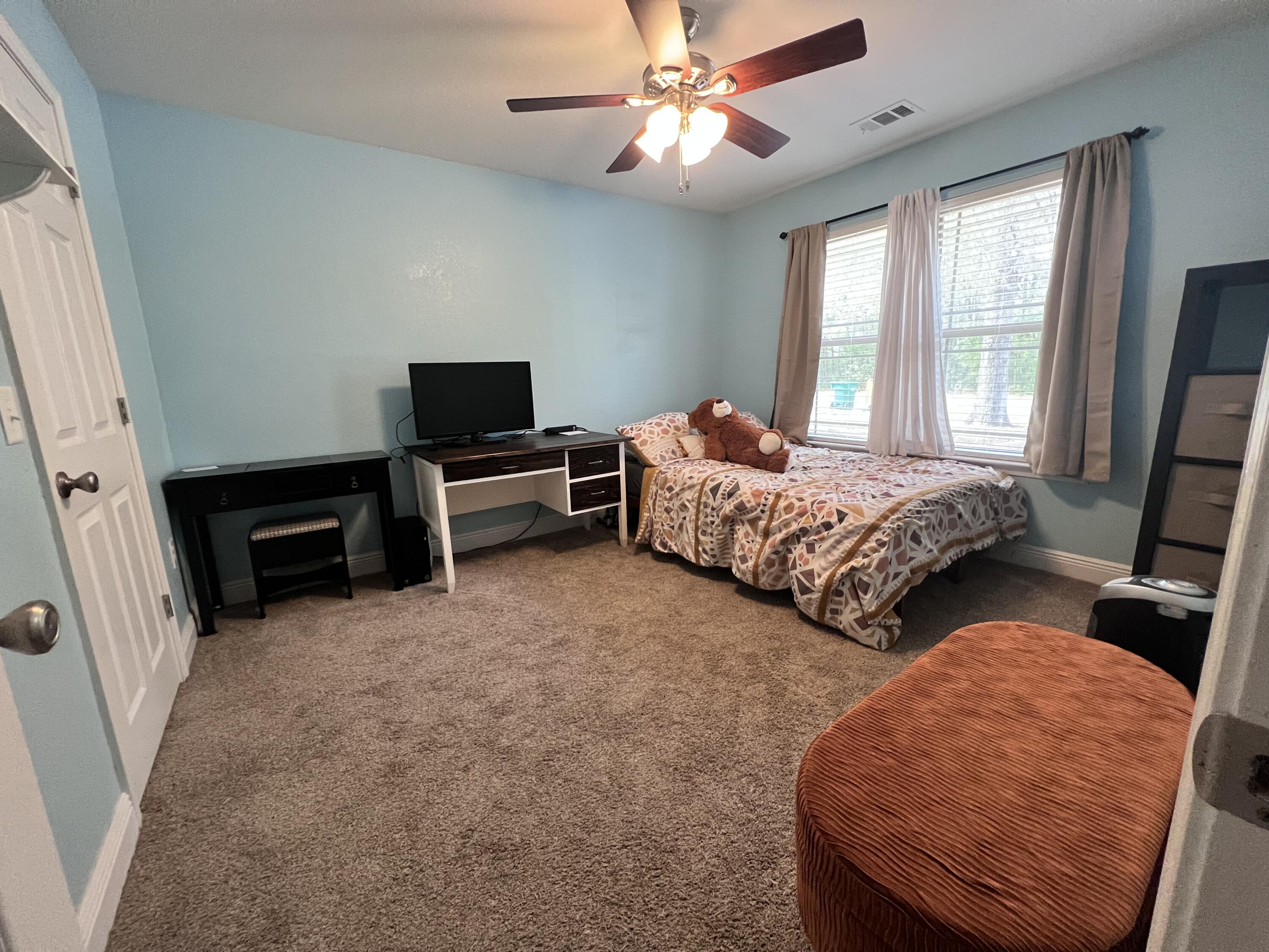 CRESTVIEW MANOR - Residential