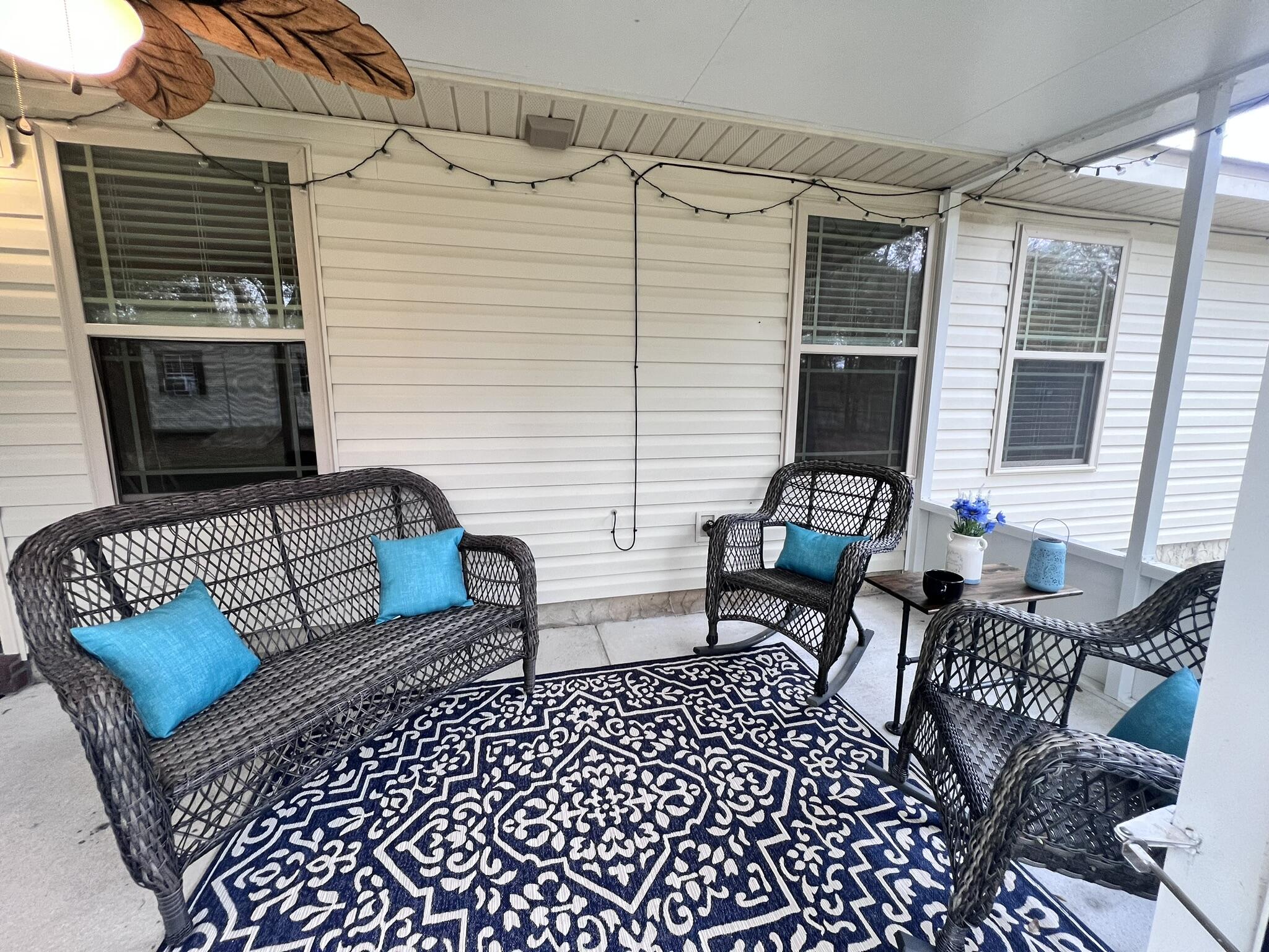 CRESTVIEW MANOR - Residential