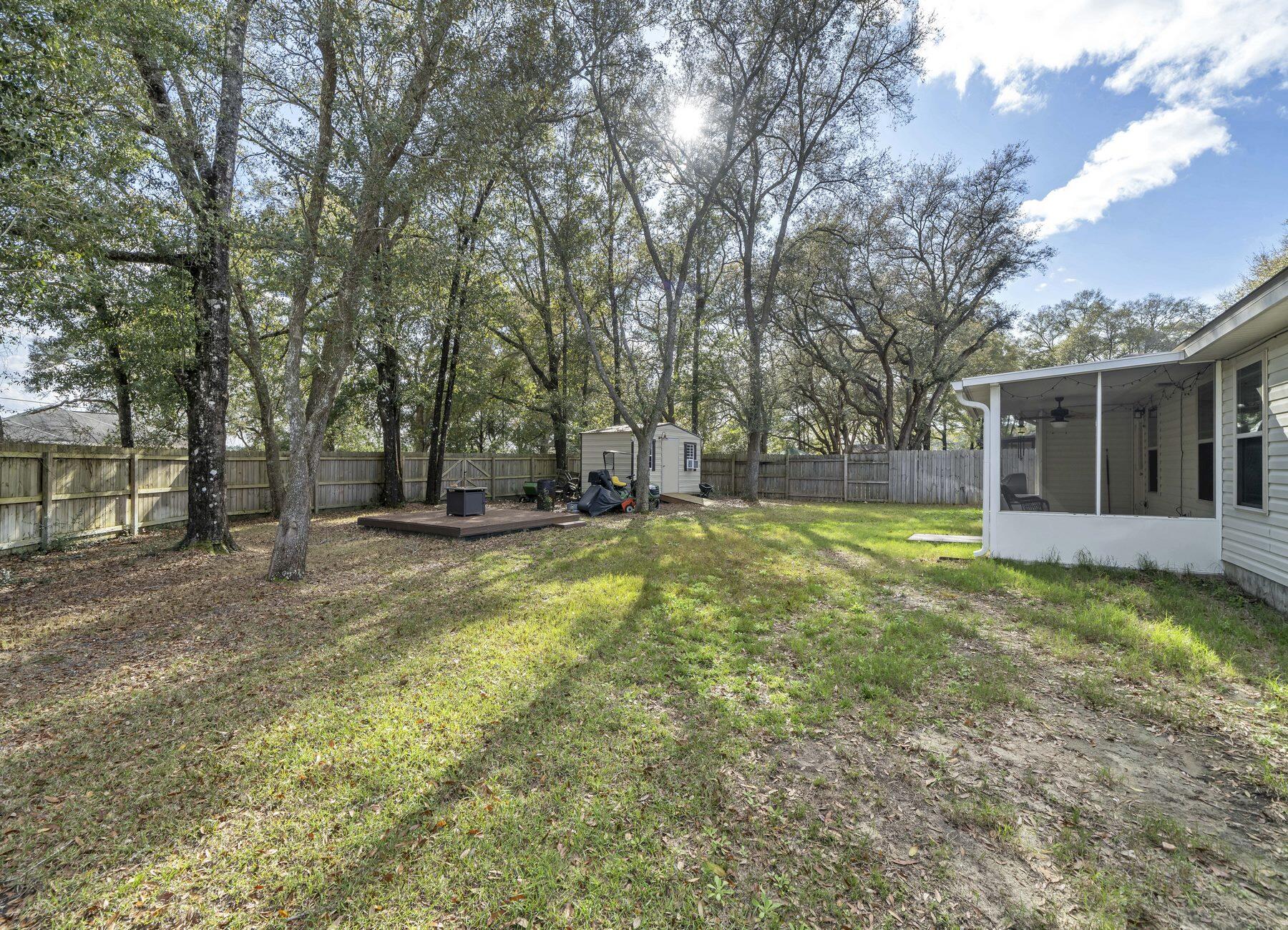 CRESTVIEW MANOR - Residential