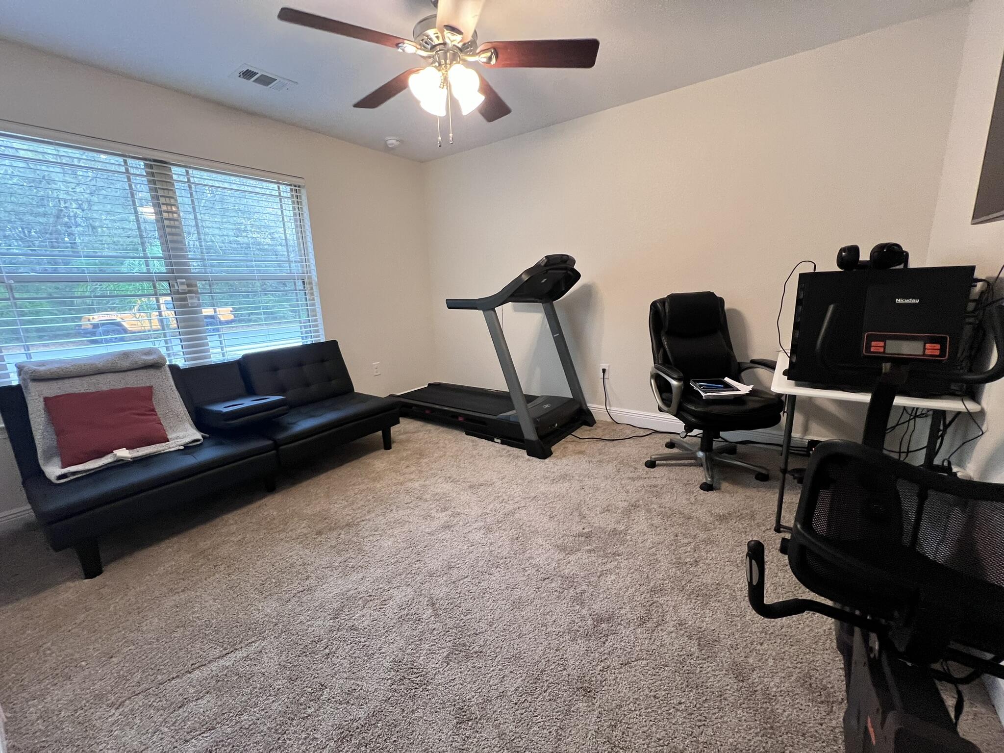 CRESTVIEW MANOR - Residential