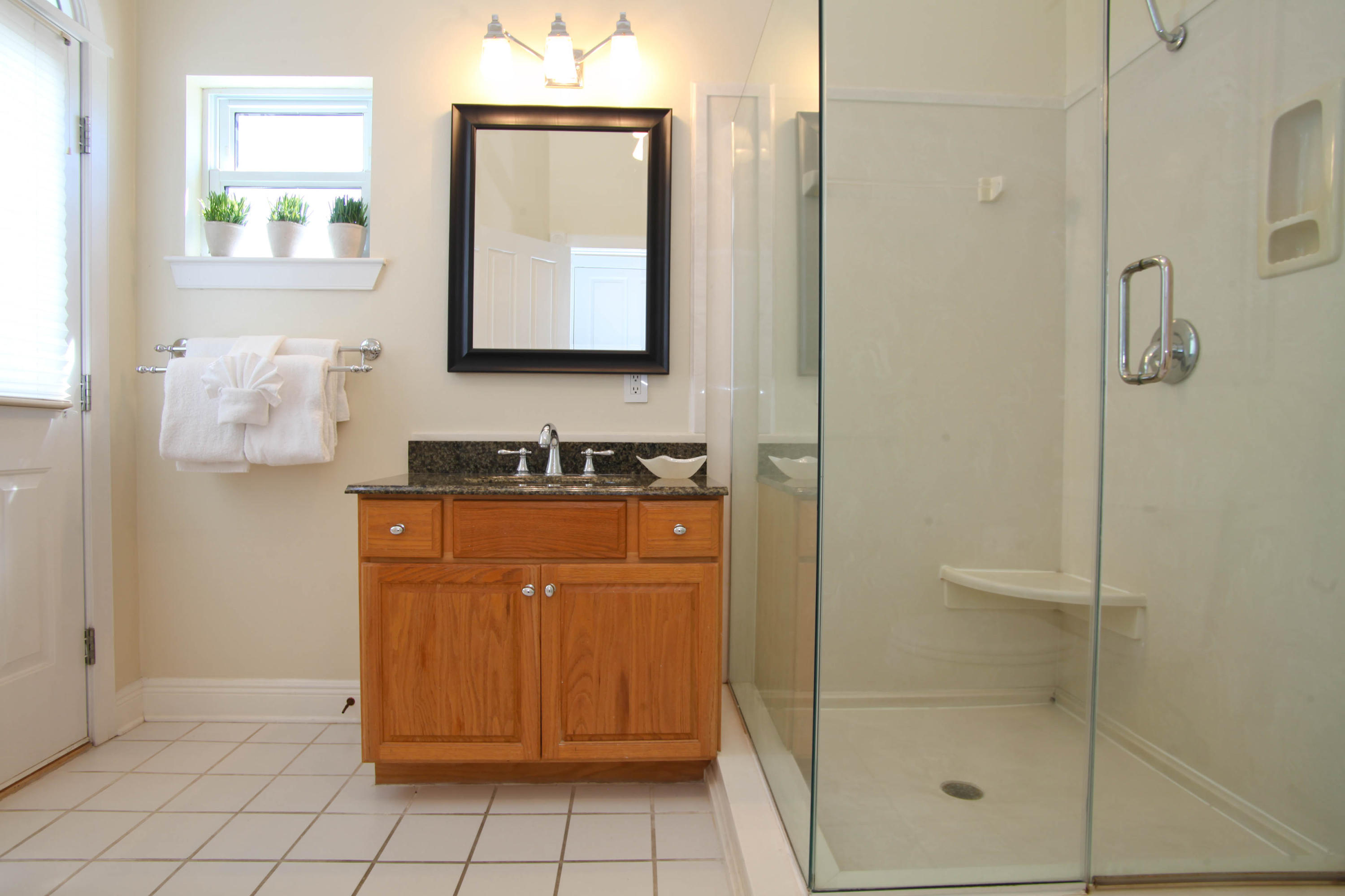 CRYSTAL SHORES - Residential