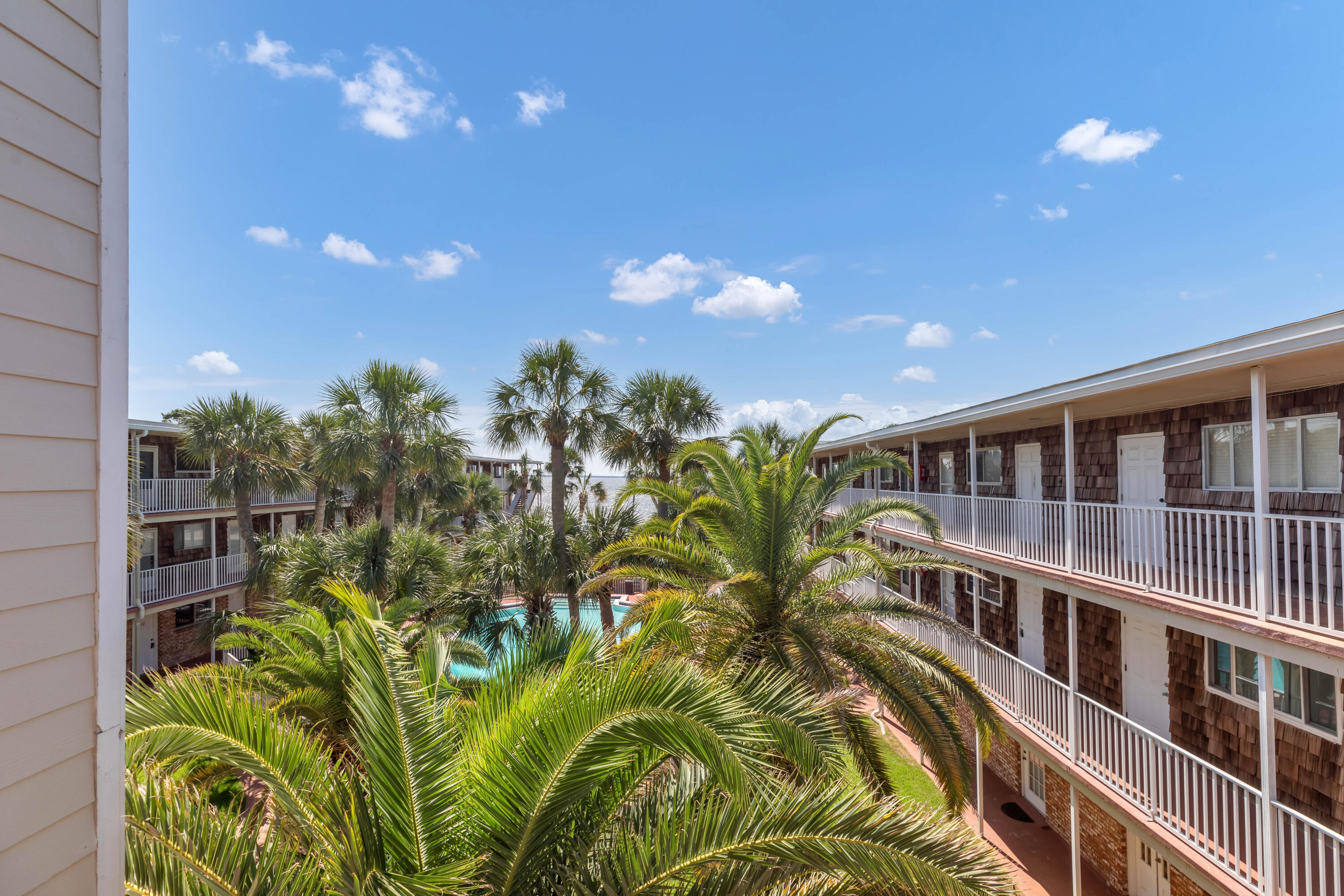 PENSACOLA RICHELIEU CONDO THE - Residential